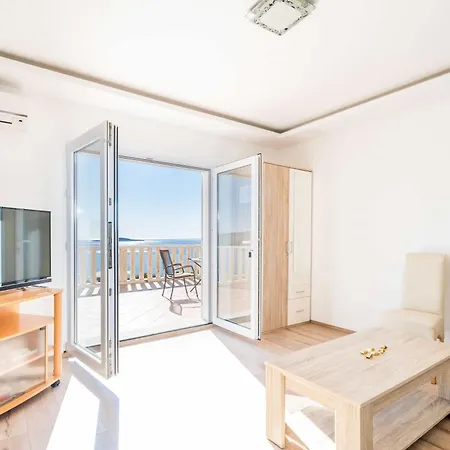 Marnic Apartment *